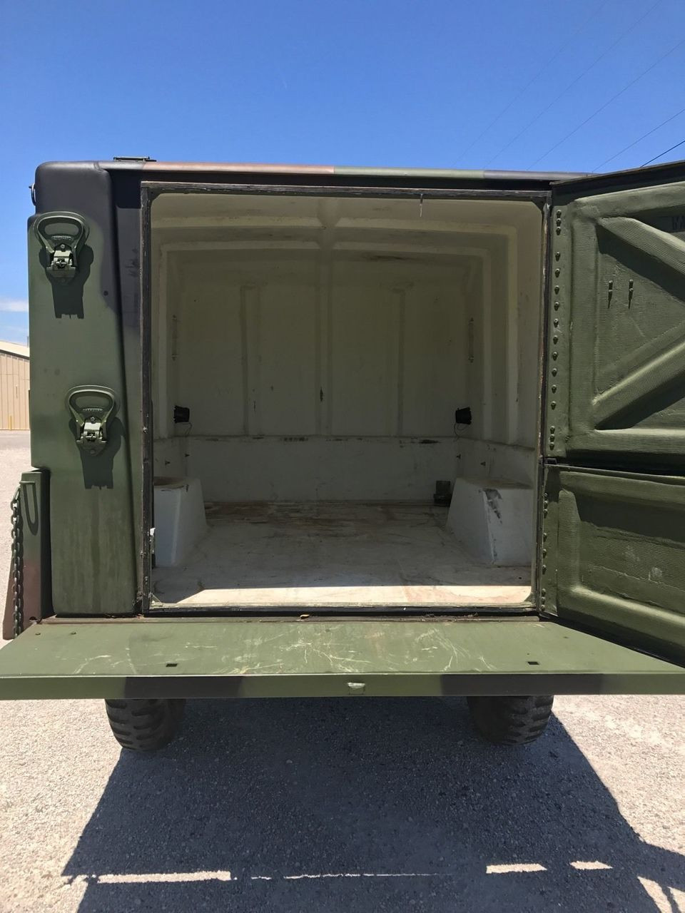 MILITARY CAMPER Cargo Trailer M105A2 HEAVY DUTY 1 1/2