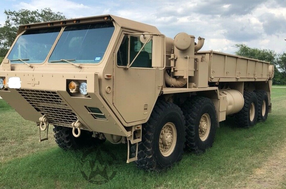 レベルOshkosh M977 HEMTT (8×8) 1/35 エッチング付属 1984 M977 Oshkosh HEMTT 8X8 Truck With Material Handling Crane