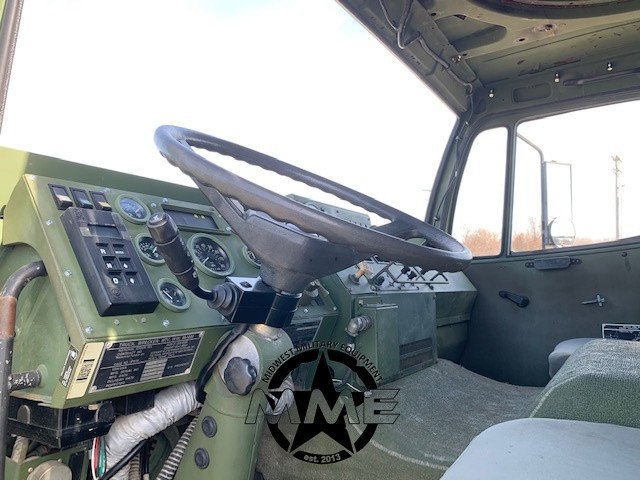1993 Stewart & Stevenson M1089 Military 6x6 Wrecker Truck
