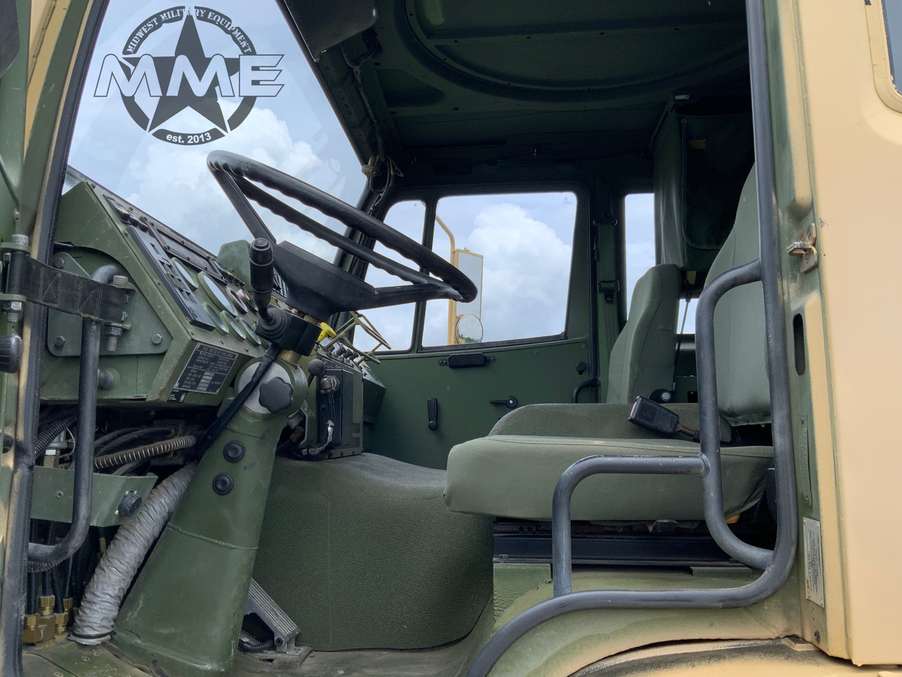 2002 Stewart & Stevenson M1088A1 5 Ton 6x6 Military Semi Truck