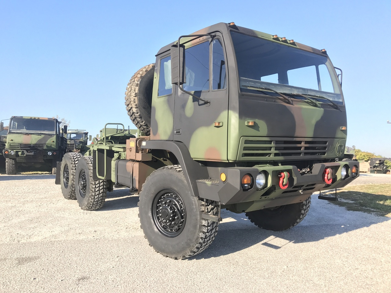 1998 Stewart & Stevenson M1088 5 Ton Military Semi Midwest Military