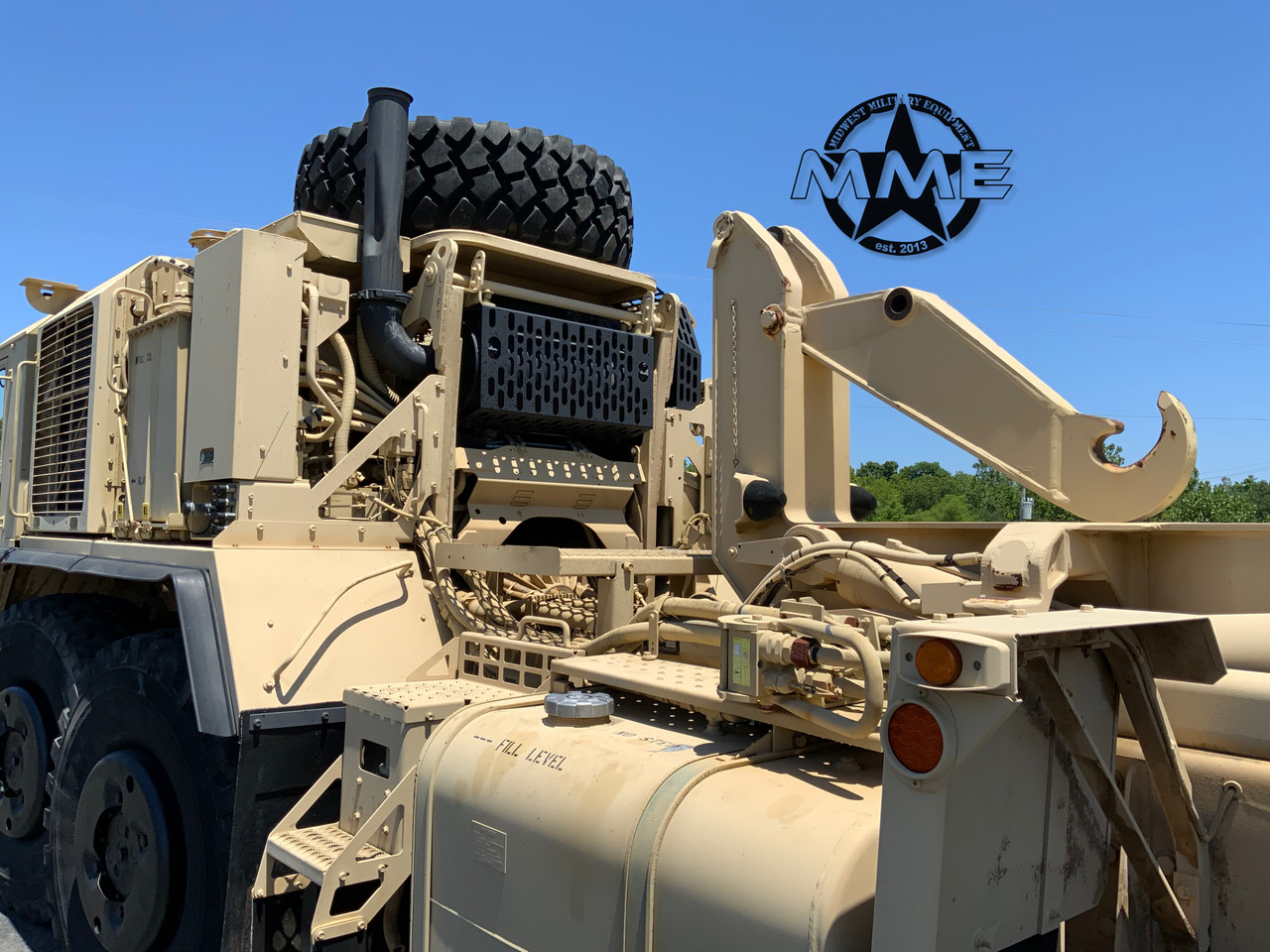 truck wrecker 10x10 logistics vehicle system