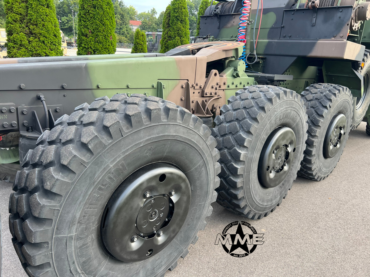1995 Oshkosh M1070 8x8 HET Military Heavy Haul Truck Tractor
