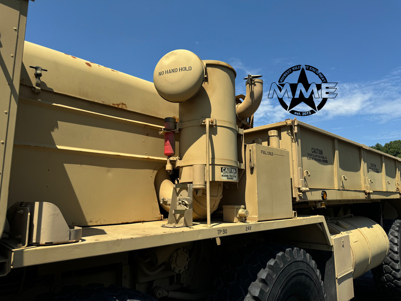 2000 Oshkosh HEMTT M985 At The American Truck Historical Society Show In Madison WI. | Dean Croke - Foto 13