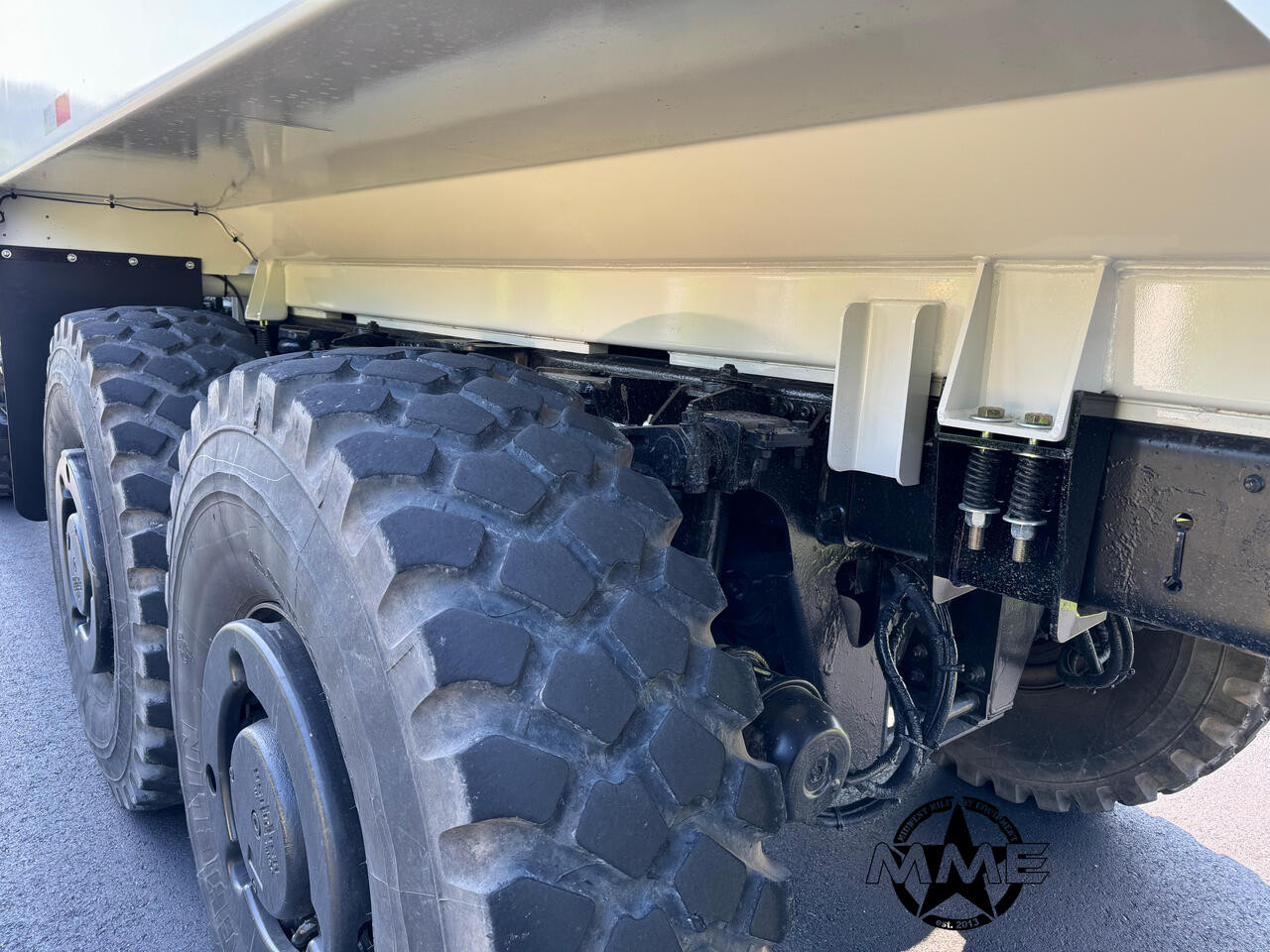 2001 Oshkosh MK23 MTVR 7 Ton 6x6 Cargo Truck .