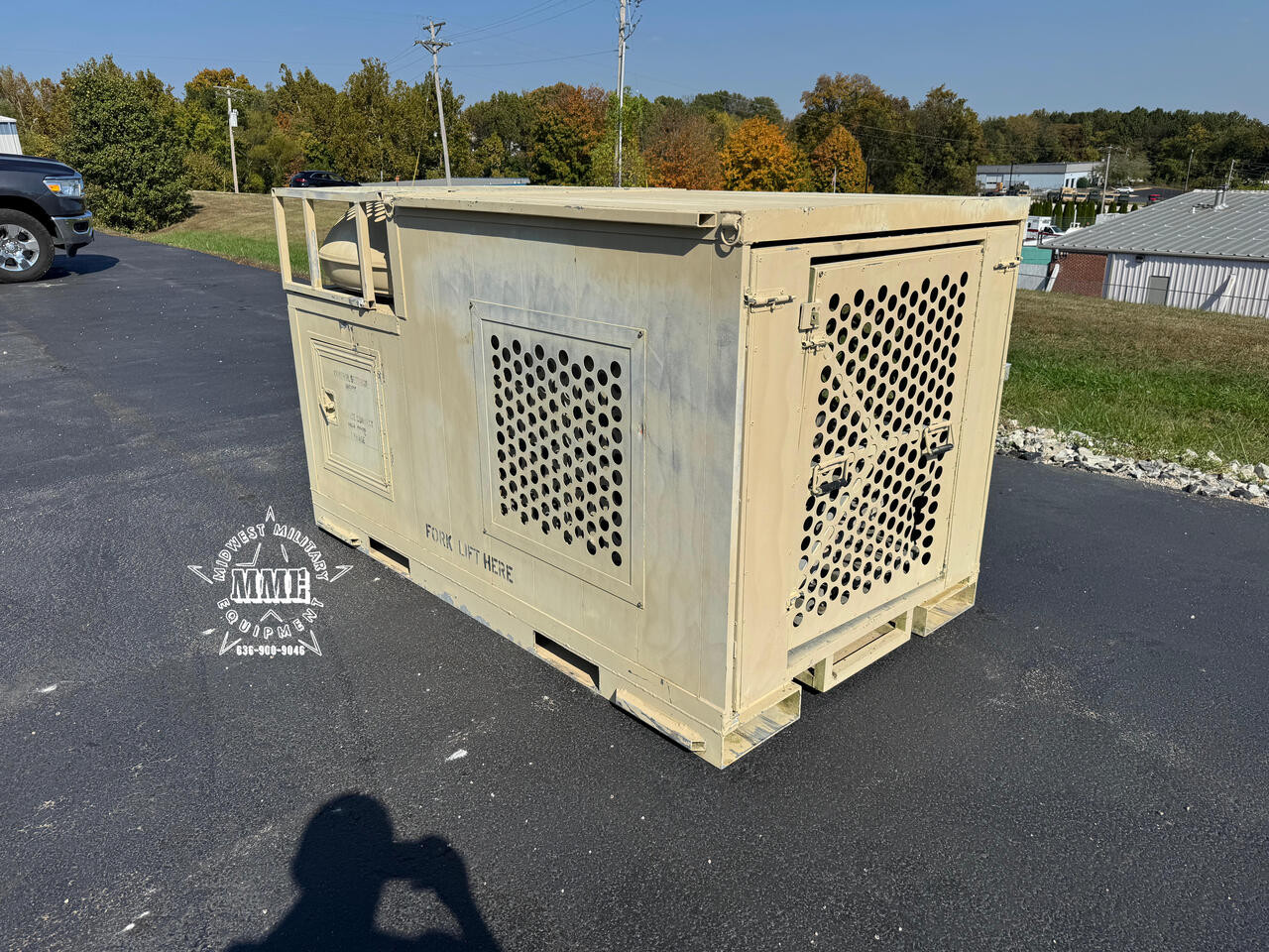 Military Surplus Garrett Working Dog Kennel w/ Heat & A/C