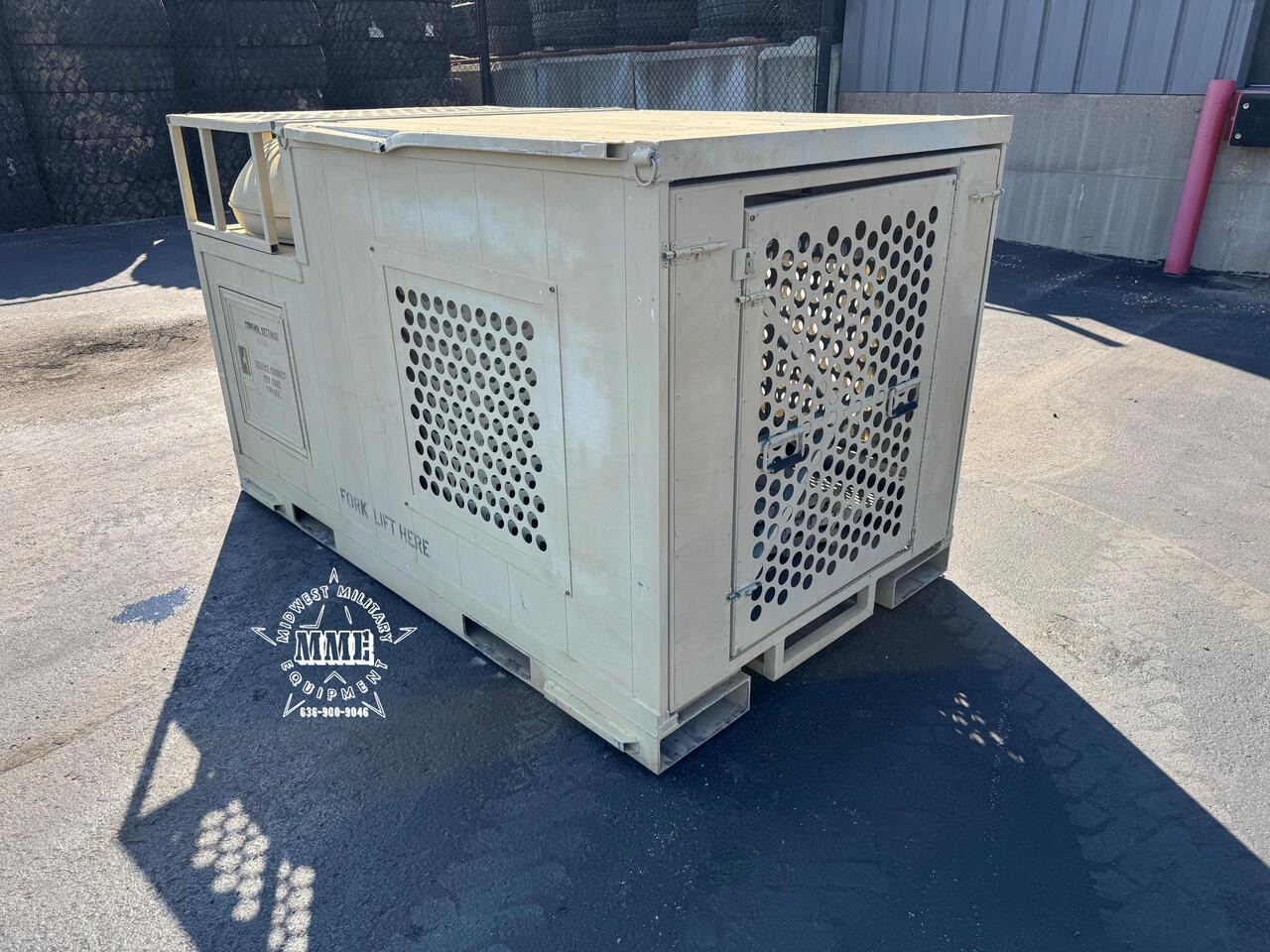 Military Surplus Garrett Working Dog Kennel w/ Heat & A/C