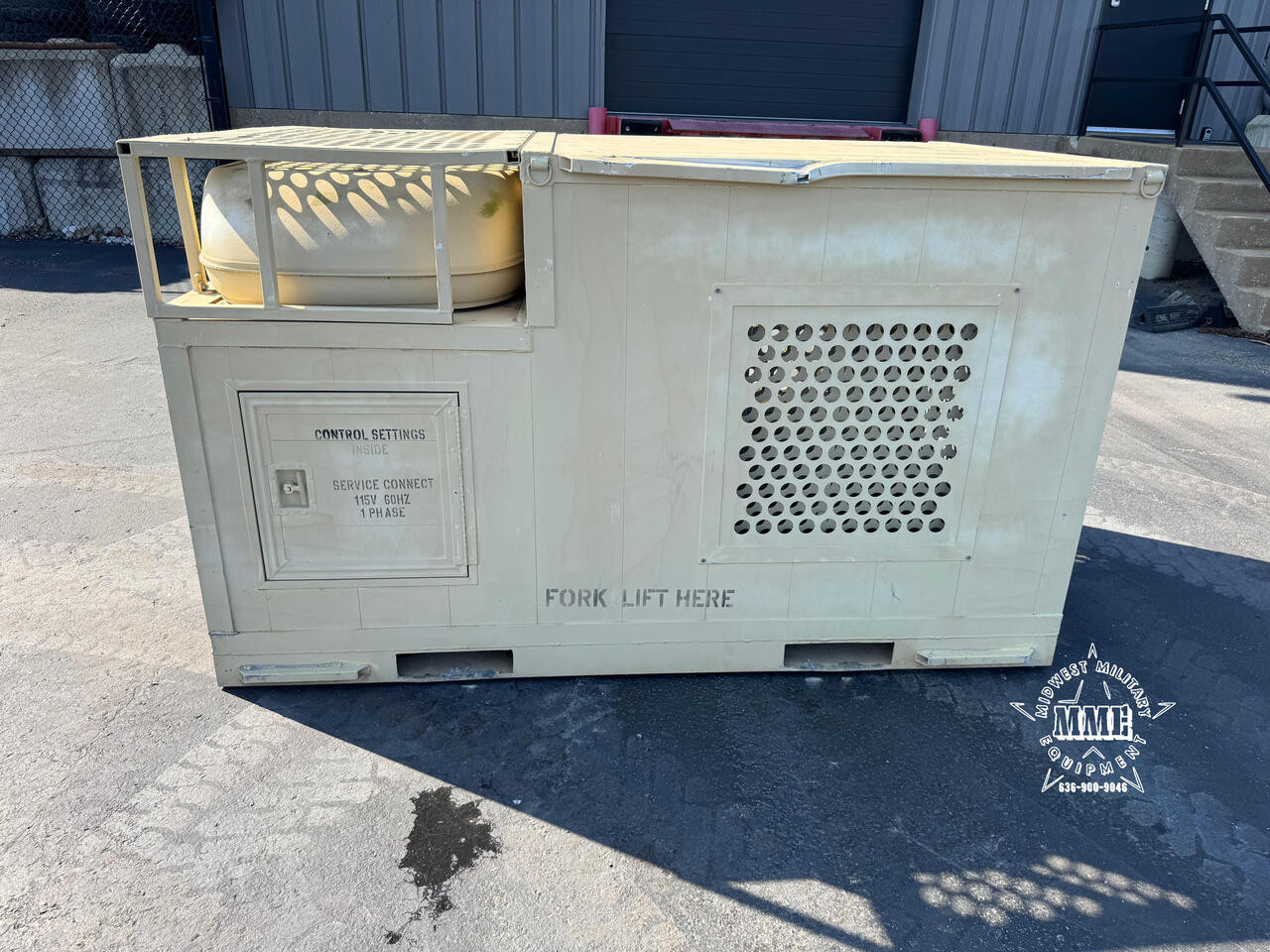 Military Surplus Garrett Working Dog Kennel w/ Heat & A/C