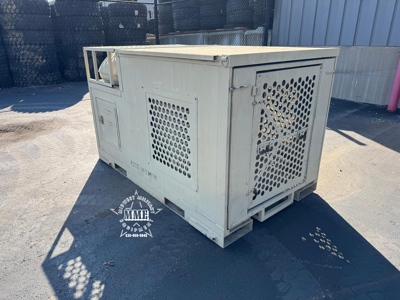 Military Surplus Garrett Working Dog Kennel w/ Heat & A/C