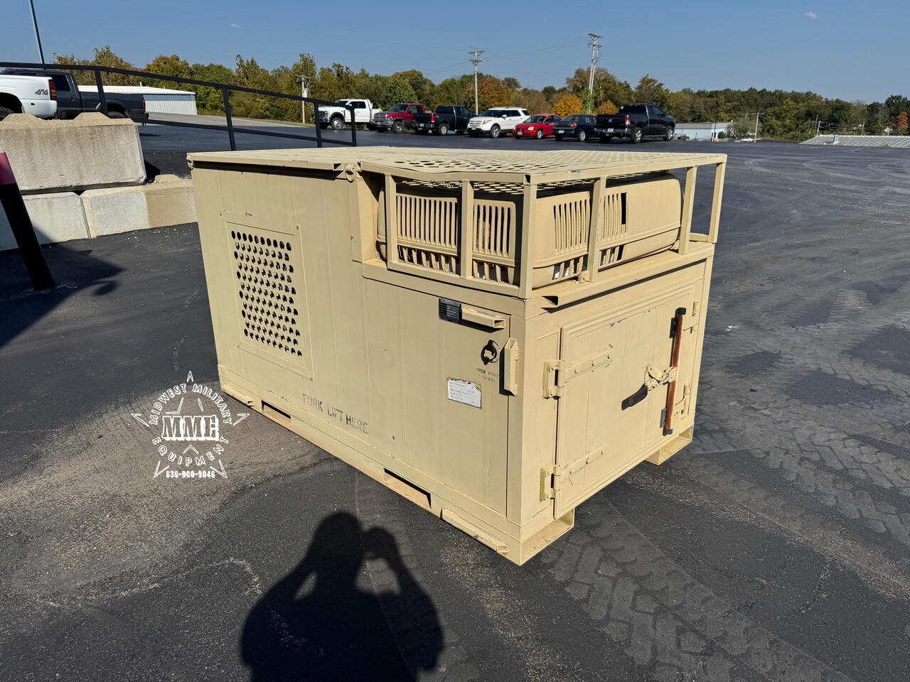 Military Surplus Garrett Working Dog Kennel w/ Heat & A/C