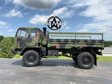 2004 Stewart & Stevenson M1078A1  LMTV 2 1/2 Ton Military Cargo W/ Hydraulic Winch