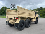 2010 BAE Systems M1093A1 MTV 6x6 5 Ton Cargo Truck W / Air Conditioning .