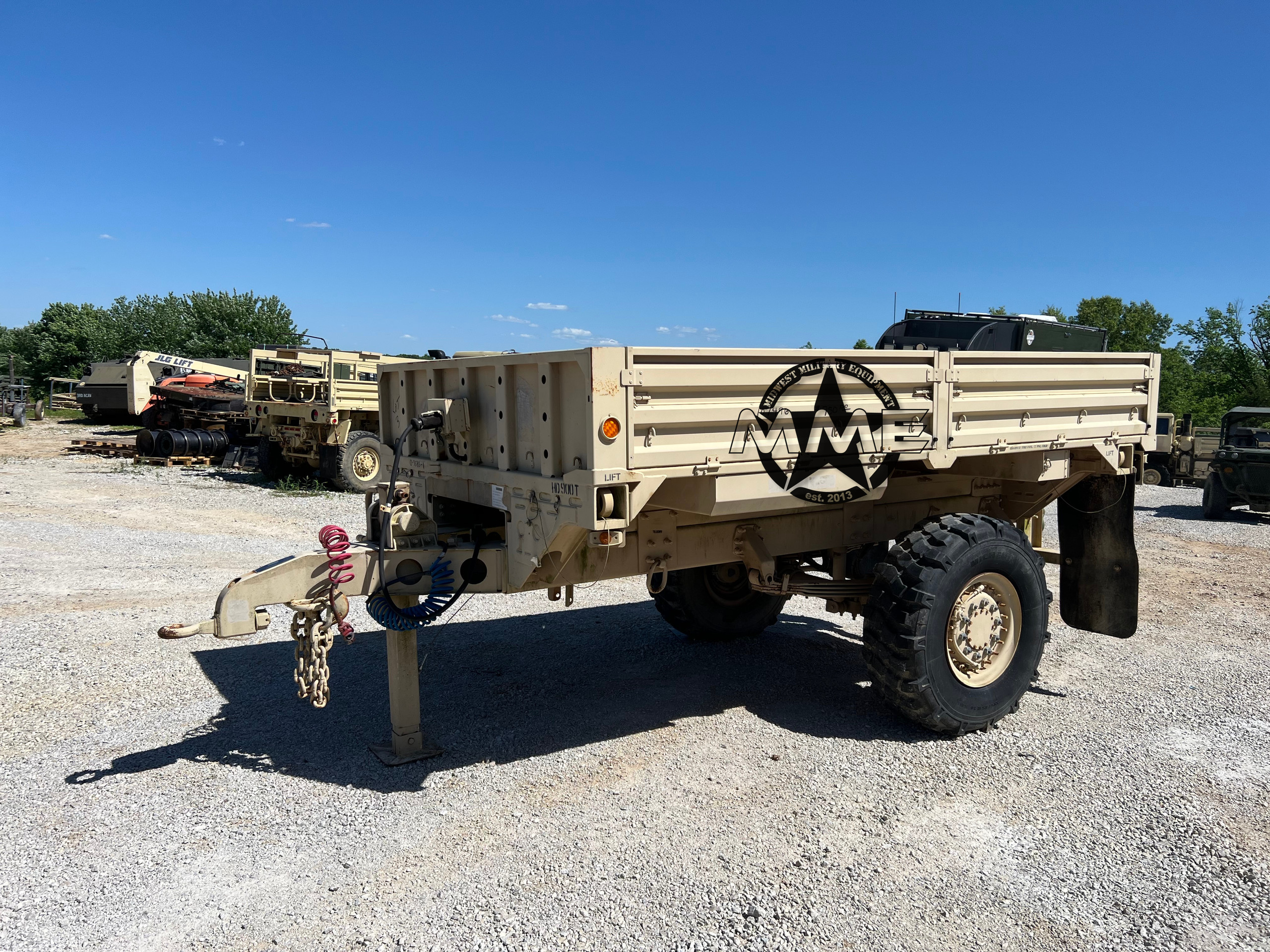 M1082 2 1/2 Ton LMTV / FMTV Drop Side Trailer