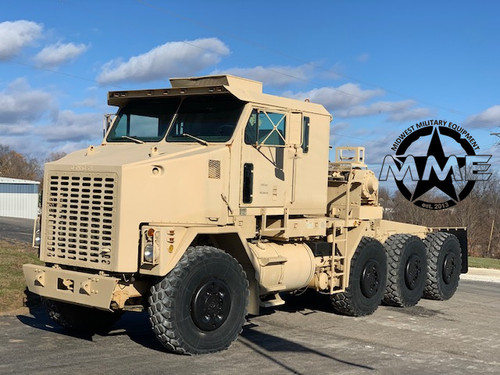 1994 Oshkosh M1070 8x8 HET Military Heavy Haul Semi Tractor Truck.