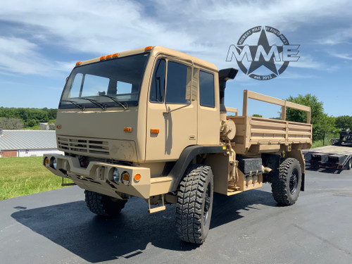 Stewart & Stevenson M1078A1  LMTV 2 1/2 Ton Military Cargo W/ Hydraulic Winch