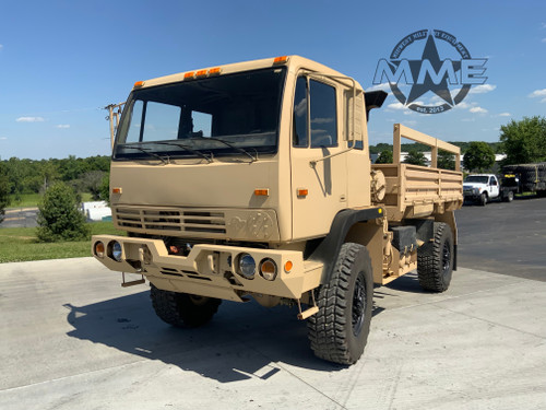 Stewart & Stevenson M1078A1  LMTV 2 1/2 Ton Military Cargo W/ Hydraulic Winch