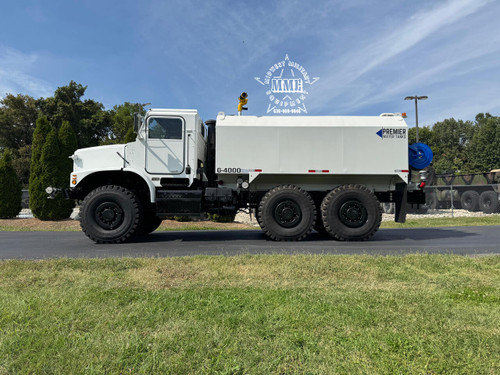 2005 Oshkosh MK23 MTVR 7 Ton 6x6 4000 Gallon Water Truck With A/C 
