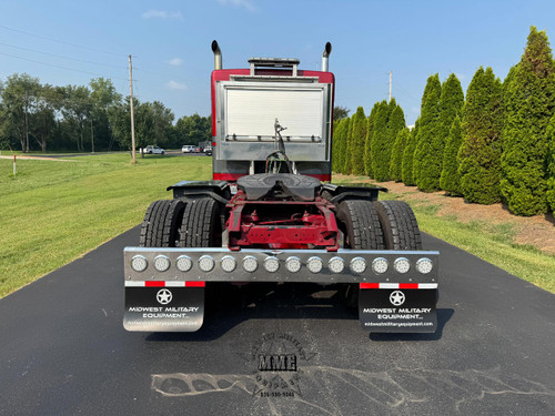 2022 Kenworth W900L  Semi Truck Cummins X15 