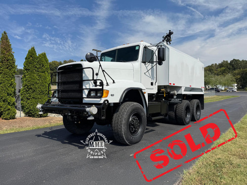 2008 M916A3 Freightliner 6x6 4000 Gallon Water Truck With A/C 