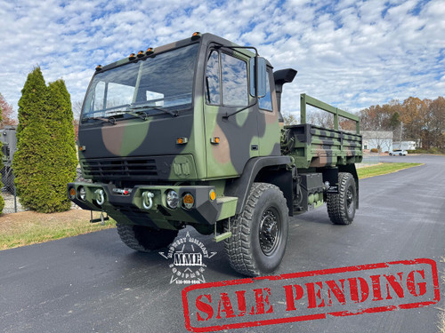2004 Stewart & Stevenson M1078A1 4X4 LMTV 2 1/2 Ton Military Cargo W/Winch