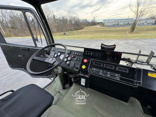 2005 Stewart & Stevenson M1078A1R LMTV 4X4 Cargo Truck (C7 Powered)