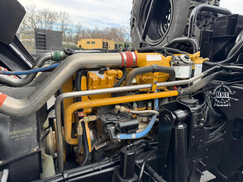 2005 Stewart & Stevenson M1078A1R LMTV 4X4 Cargo Truck (C7 Powered)