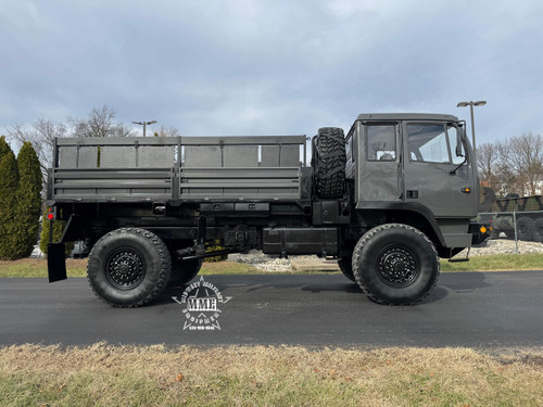 2005 Stewart & Stevenson M1078A1R LMTV 4X4 Cargo Truck (C7 Powered)