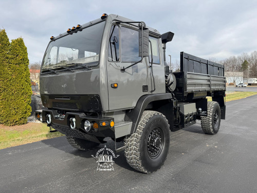 2005 Stewart & Stevenson M1078A1R LMTV 4X4 Cargo Truck (C7 Powered)