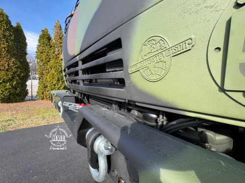 2002 Stewart & Stevenson M1078A1 4X4 LMTV 2 1/2 Ton Military Cargo 