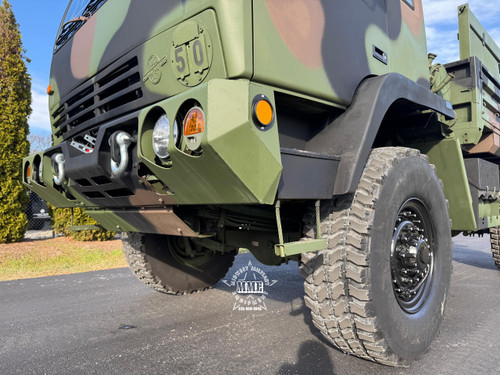 2002 Stewart & Stevenson M1078A1 4X4 LMTV 2 1/2 Ton Military Cargo 