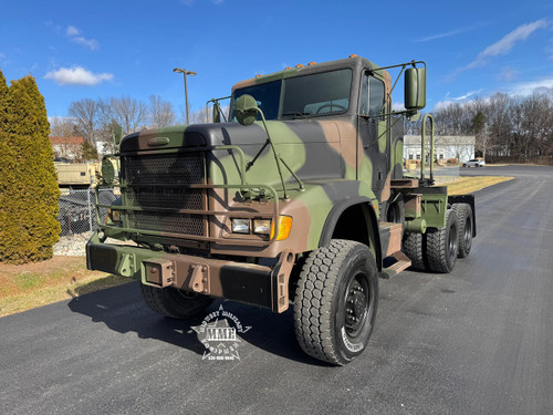 2008 M916A3 Freightliner 6x6 Semi Truck Tractor / 45,000 LB Rear Winch