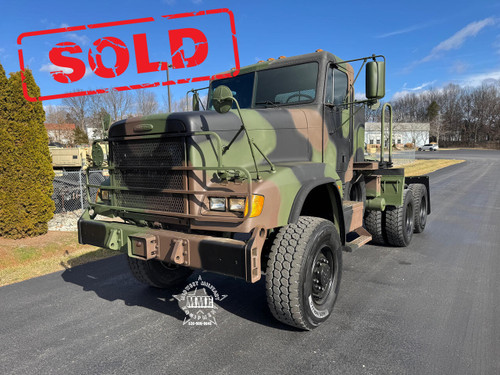 2008 M916A3 Freightliner 6x6 Semi Truck Tractor / 45,000 LB Rear Winch