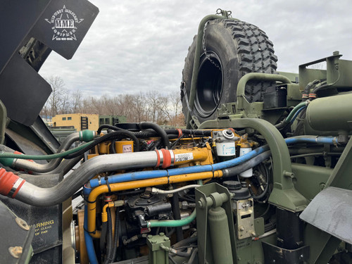 2003 Stewart & Stevenson M1078A1 LMTV, 4x4 2 1/2 Ton Military Cargo