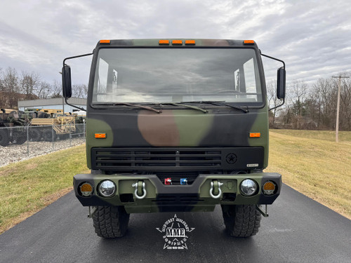 2003 Stewart & Stevenson M1078A1 LMTV, 4x4 2 1/2 Ton Military Cargo