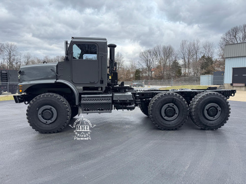 2008 Oshkosh MK25 7 Ton  MTVR 6x6 Cab & Chassis Truck With Winch & A/C