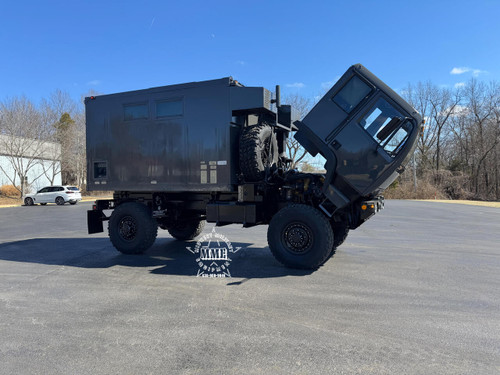 2006 Stewart & Stevenson LMTV M1079A1R 2 1/2 Ton 4X4 Camper Truck 