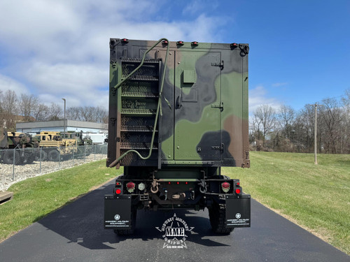 2001 Stewart & Stevenson LMTV M1079A1 2 1/2 Ton 4X4 Camper Truck 