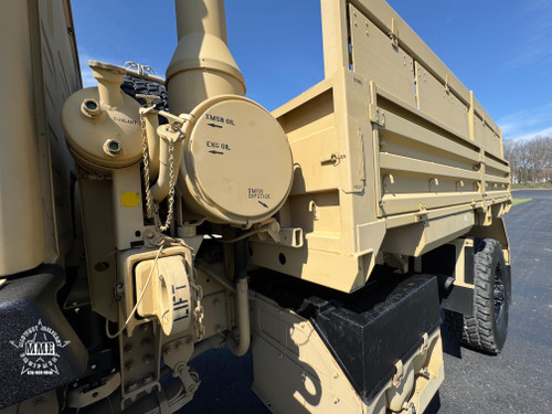 1997 Stewart & Stevenson M1078  4X4 2 1/2 Ton Cargo Truck