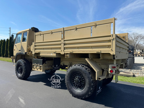 1997 Stewart & Stevenson M1078  4X4 2 1/2 Ton Cargo Truck