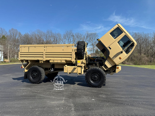 1997 Stewart & Stevenson M1078  4X4 2 1/2 Ton Cargo Truck