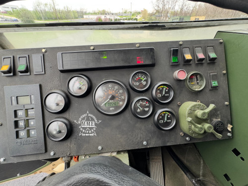 2009 BAE Systems M1093A1R MTV 6x6 5 Ton Cargo Truck W/ Air Conditioning 