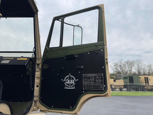 2009 BAE Systems M1093A1R MTV 6x6 5 Ton Cargo Truck W/ Air Conditioning 