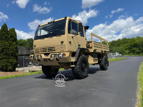1997 Stewart & Stevenson M1078  4X4 2 1/2 Ton Cargo Truck .