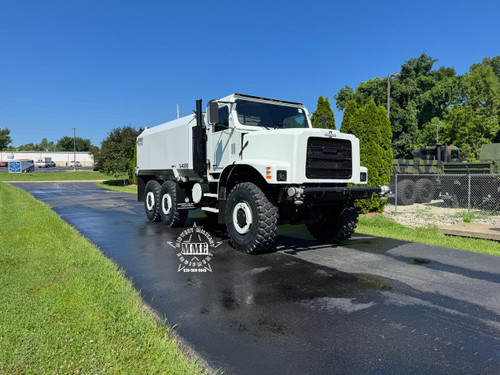 2011 Oshkosh MK23A1 MTVR 7 Ton 6x6 4000 Gallon Water Truck With A/C 