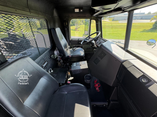 2009 M916A3 Freightliner 6x6 Semi Truck Tractor / 45,000 LB Rear Winch