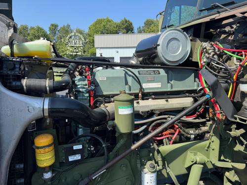 2009 M916A3 Freightliner 6x6 Semi Truck Tractor / 45,000 LB Rear Winch