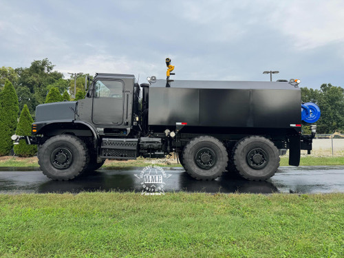 2007 Oshkosh MK23A1 MTVR 7 Ton 6x6 4000 Gallon Water Truck With A/C 