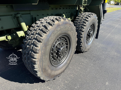 2002 STEWART & STEVENSON M1084A1 6X6 5 Ton Cargo TRUCK  W / REAR MATERIAL HANDLING CRANE