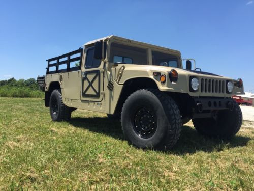 Humvee 2 Man 1/4'' Aluminum Hard Top and Fiberglass Door Kit Midwest