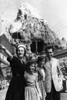 The Nixon Family On Vacation Pat Nixon History - Item # VAREVCPBDRINICS038